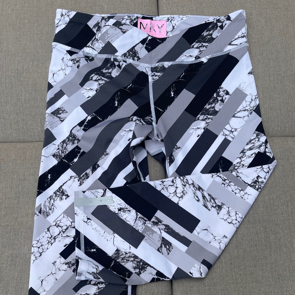 Performance Leggings by ANDREW MARC